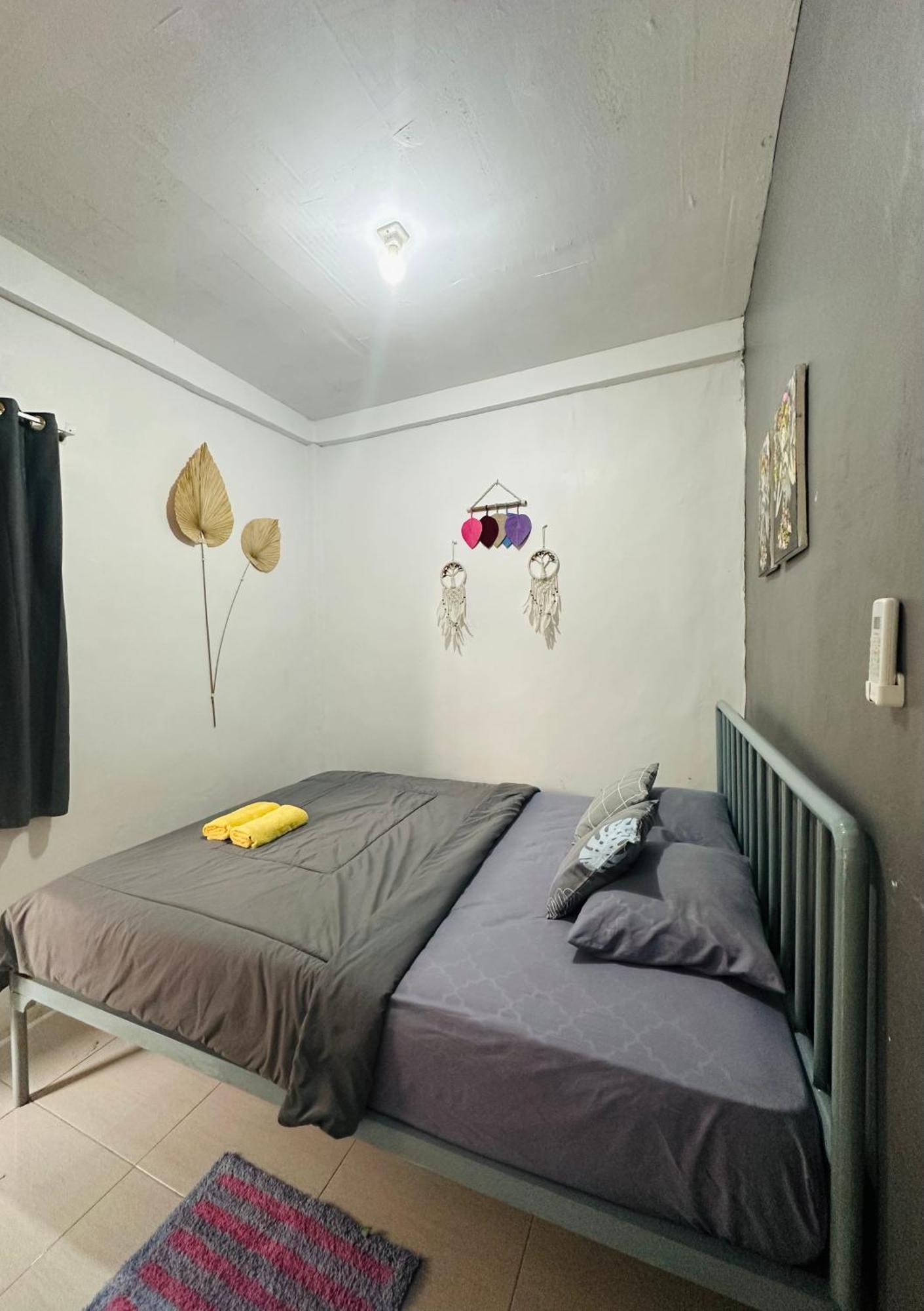 D'Flora Homestay Labuan Bajo Eksteriør billede